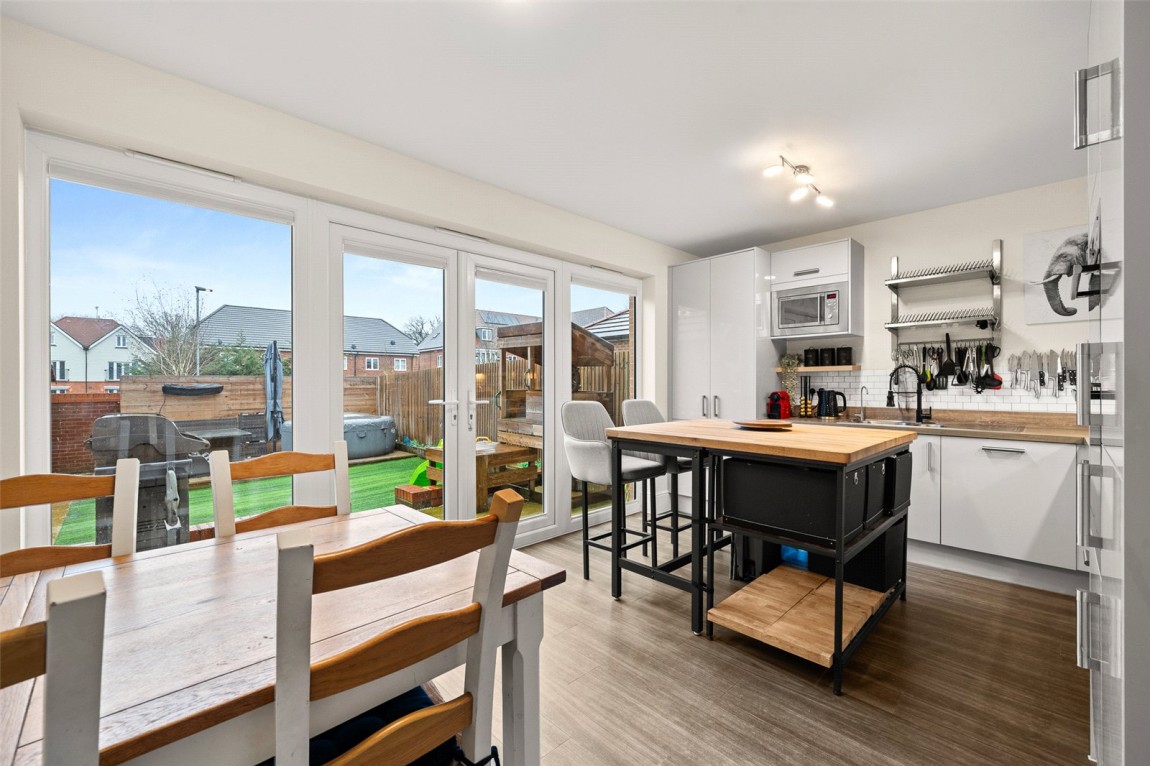 Images for Warfield, Bracknell, Berkshire