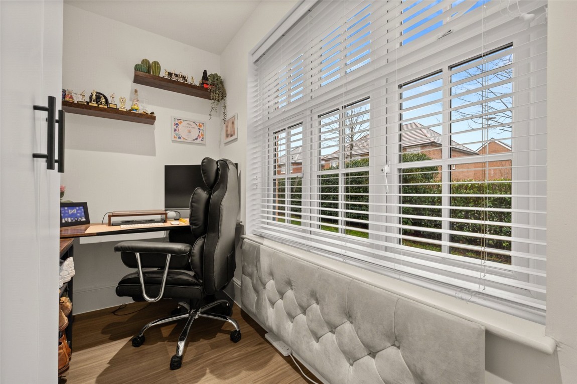 Images for Warfield, Bracknell, Berkshire