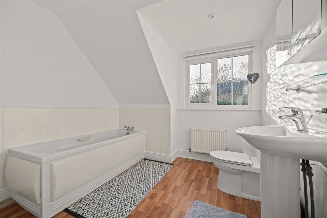 Images for Binfield, Bracknell, Berkshire