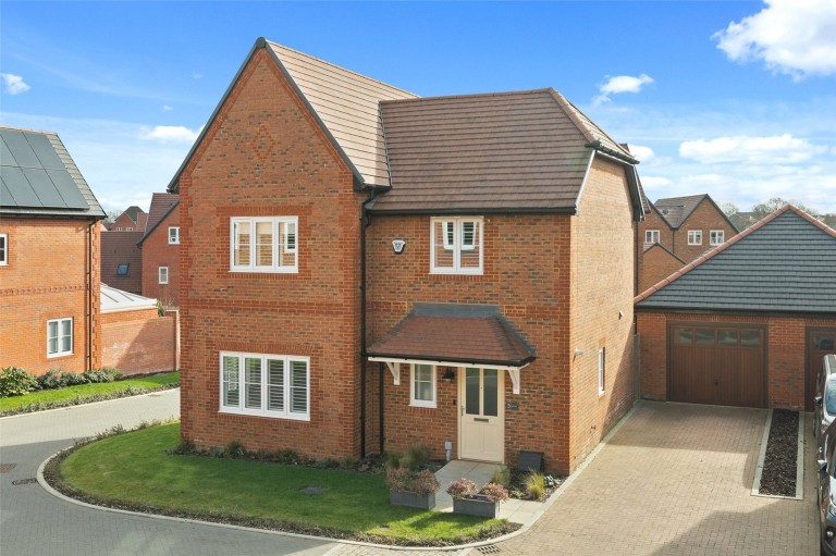 View Full Details for Warfield, Bracknell, Berkshire