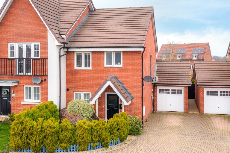 View Full Details for Binfield, Bracknell, Berkshire