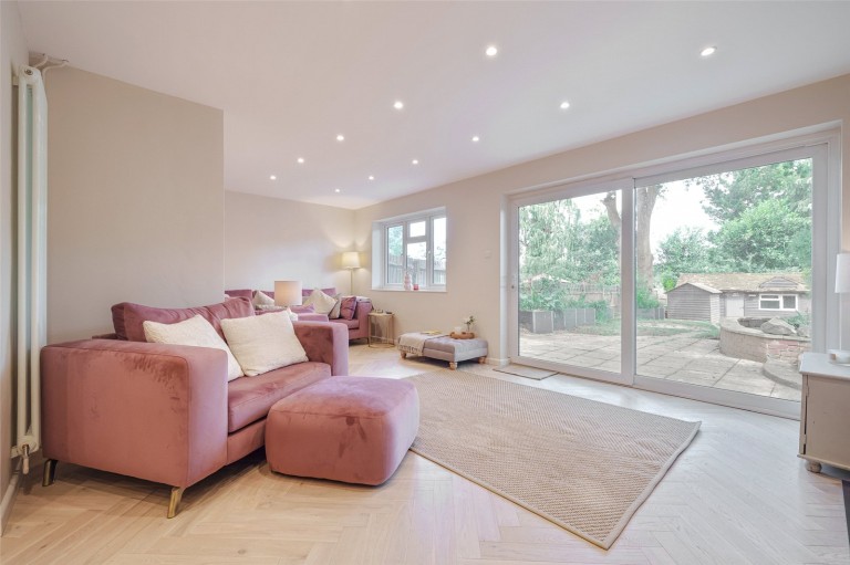 View Full Details for Chavey Down, Ascot, Berkshire