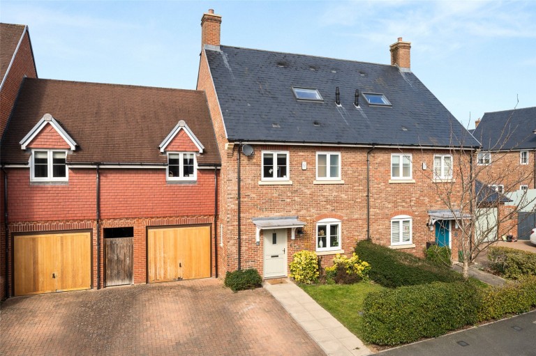 View Full Details for Warfield, Bracknell, Berkshire