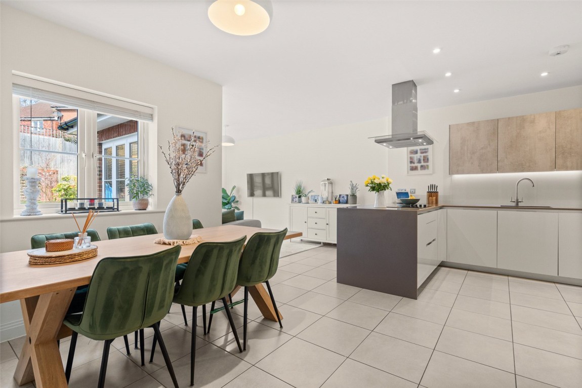 Images for Warfield, Bracknell, Berkshire