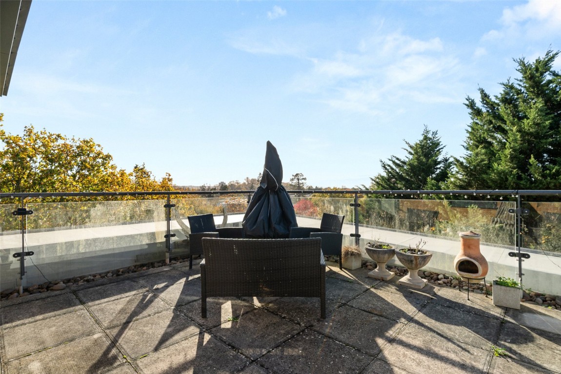 Images for Bracknell, Berkshire