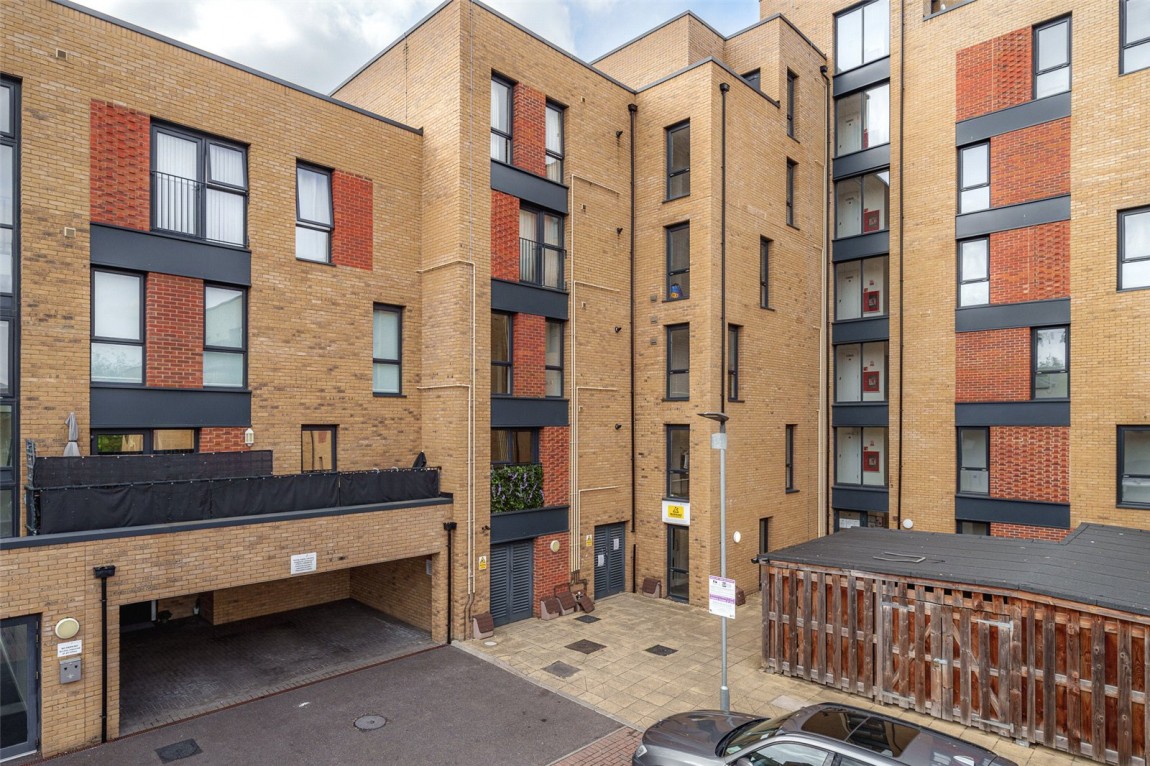 Images for Bracknell, Berkshire