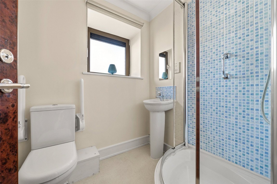 Images for Binfield, Bracknell, Berkshire