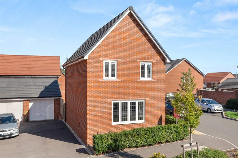 View Full Details for Binfield, Bracknell, Berkshire