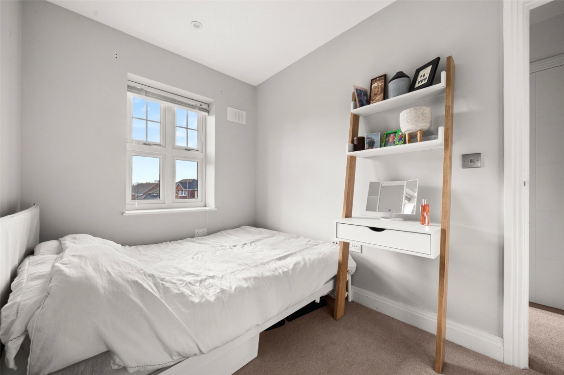Images for Warfield, Bracknell, Berkshire