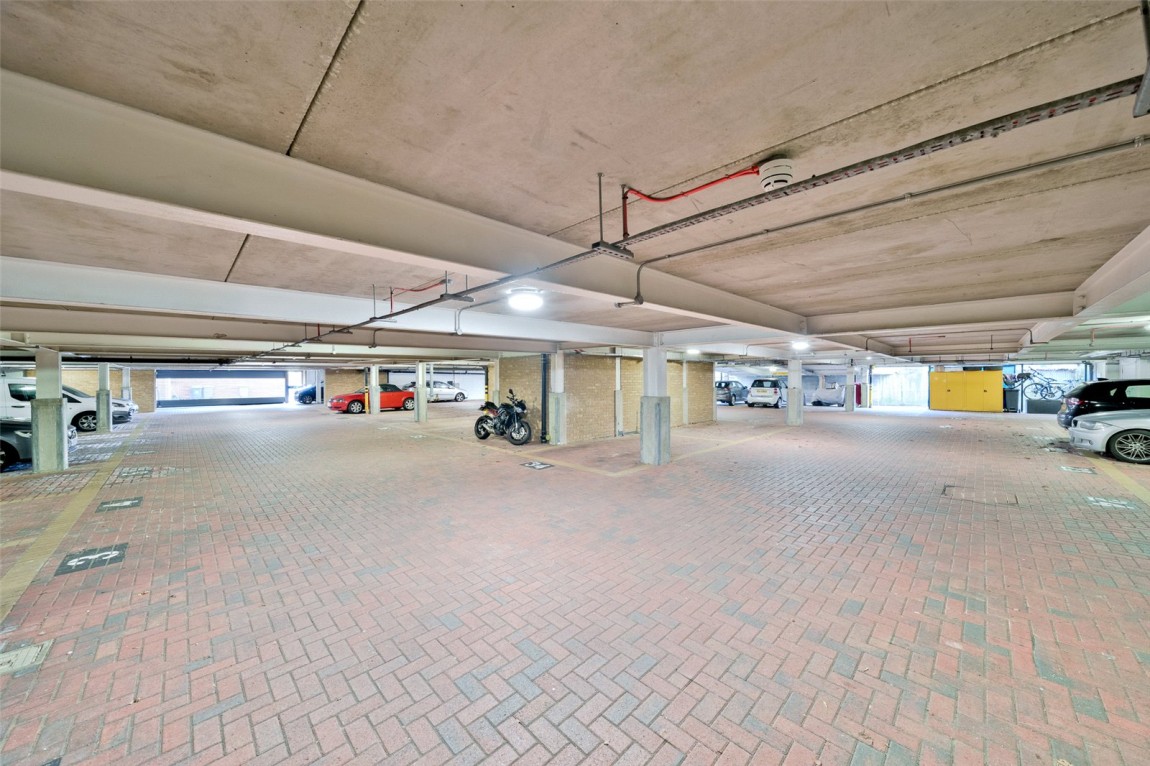 Images for Bracknell, Berkshire