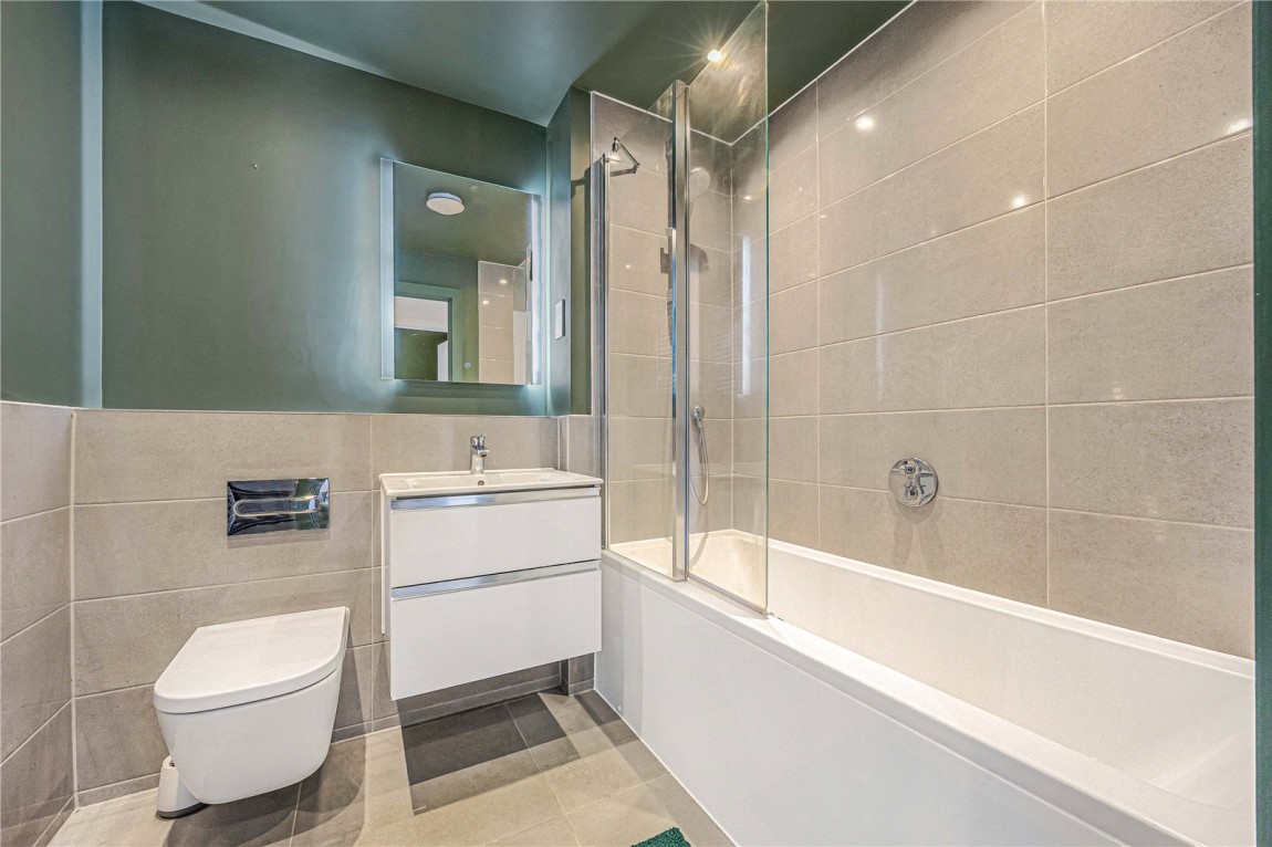 Images for Finchwood Park, Wokingham, Berkshire
