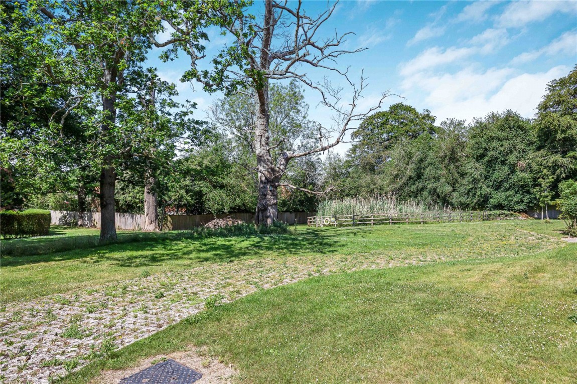 Images for Binfield, Bracknell, Berkshire