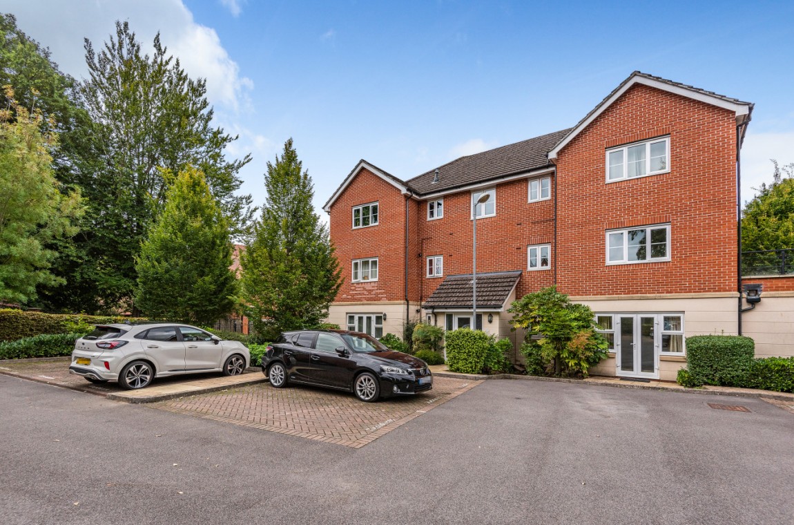 Images for Crowthorne, Berkshire