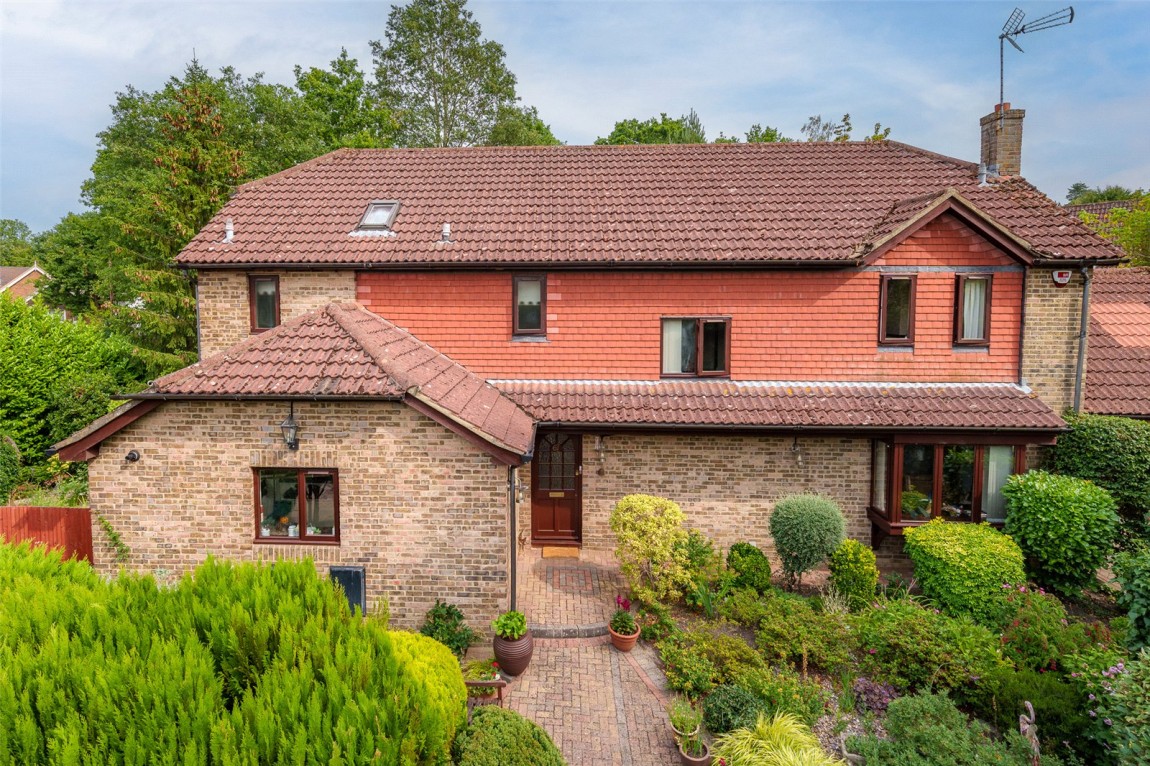 Images for Finchampstead, Wokingham, Berkshire