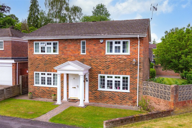 View Full Details for Crowthorne, Berkshire