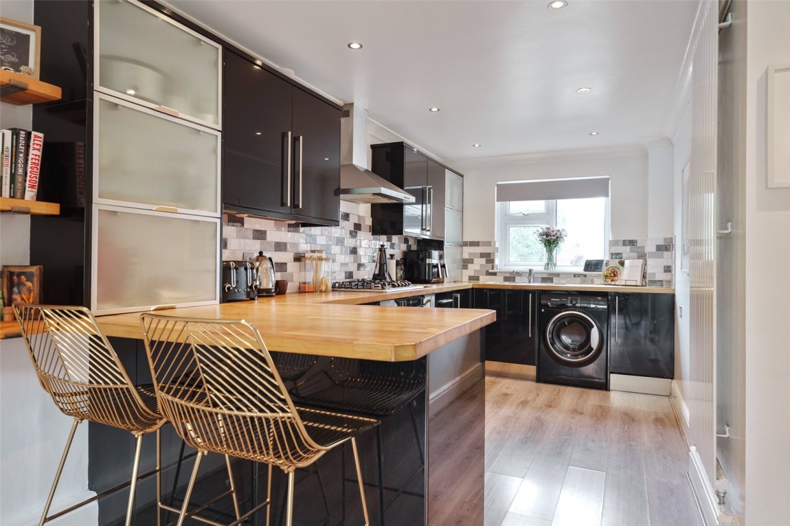 Images for Finchampstead, Wokingham, Berkshire