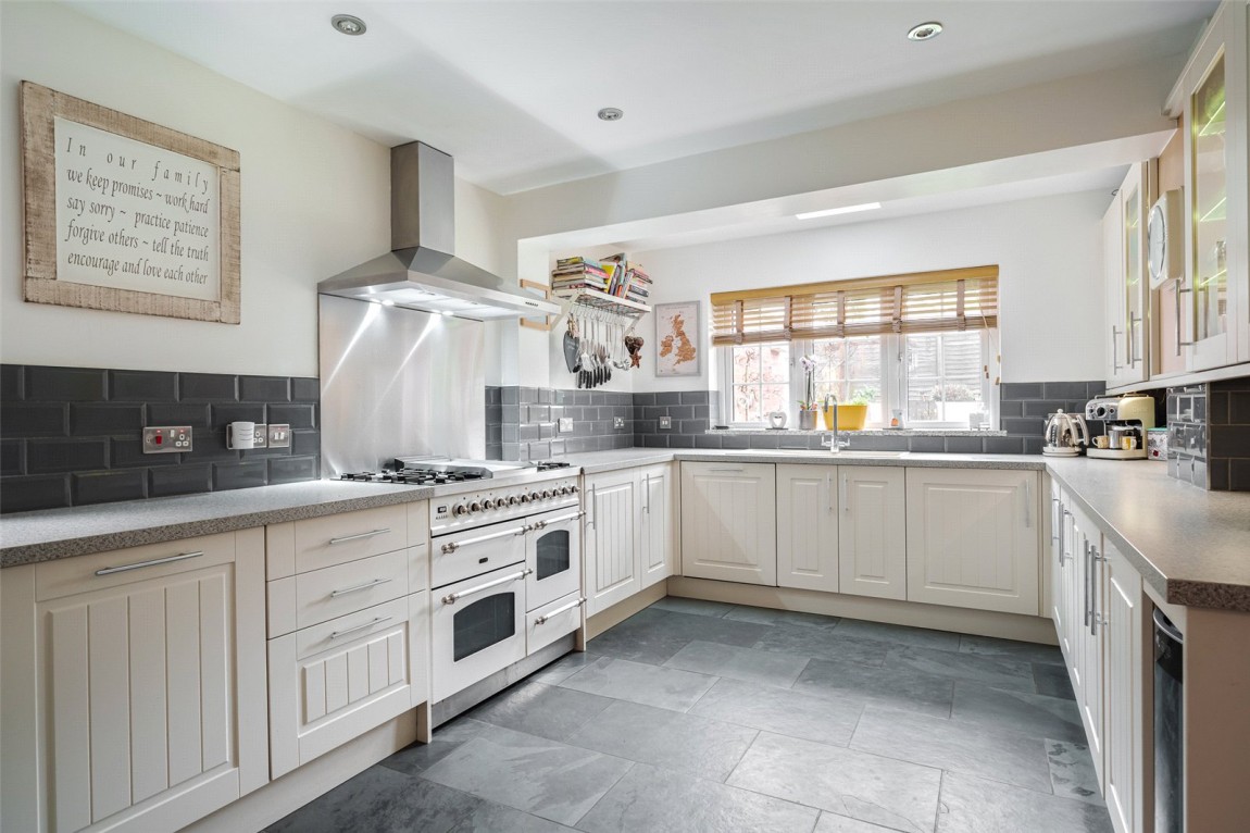Images for Crowthorne, Berkshire