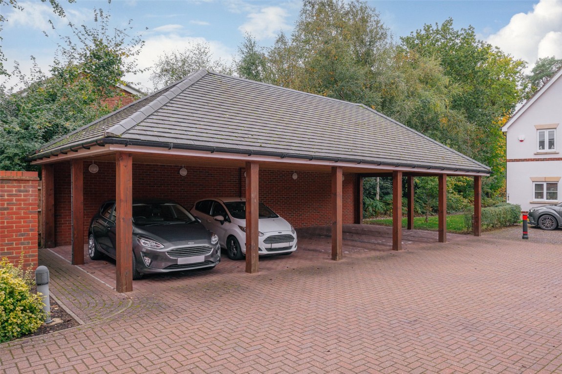 Images for Dove Close, Crowthorne, Berkshire