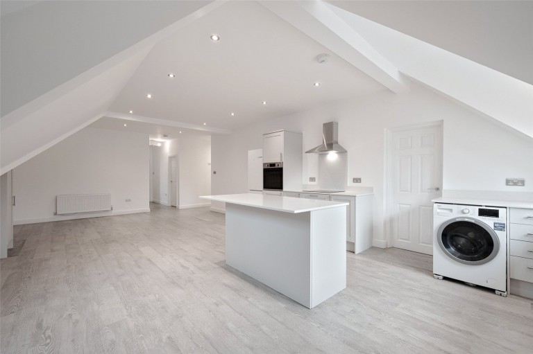 View Full Details for Finchampstead, Wokingham, Berkshire