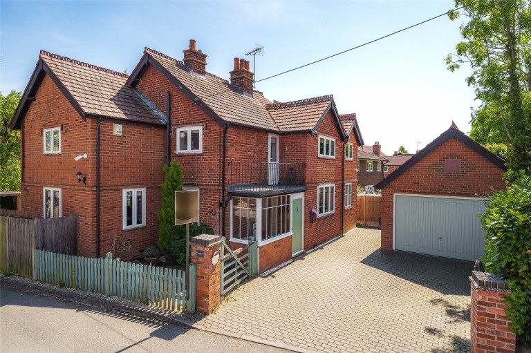 View Full Details for Spencers Wood, Reading, Berkshire