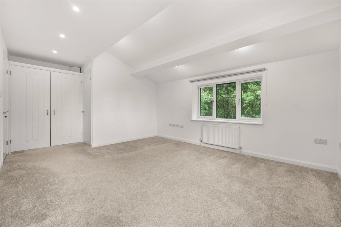 Images for Finchampstead, Wokingham, Berkshire