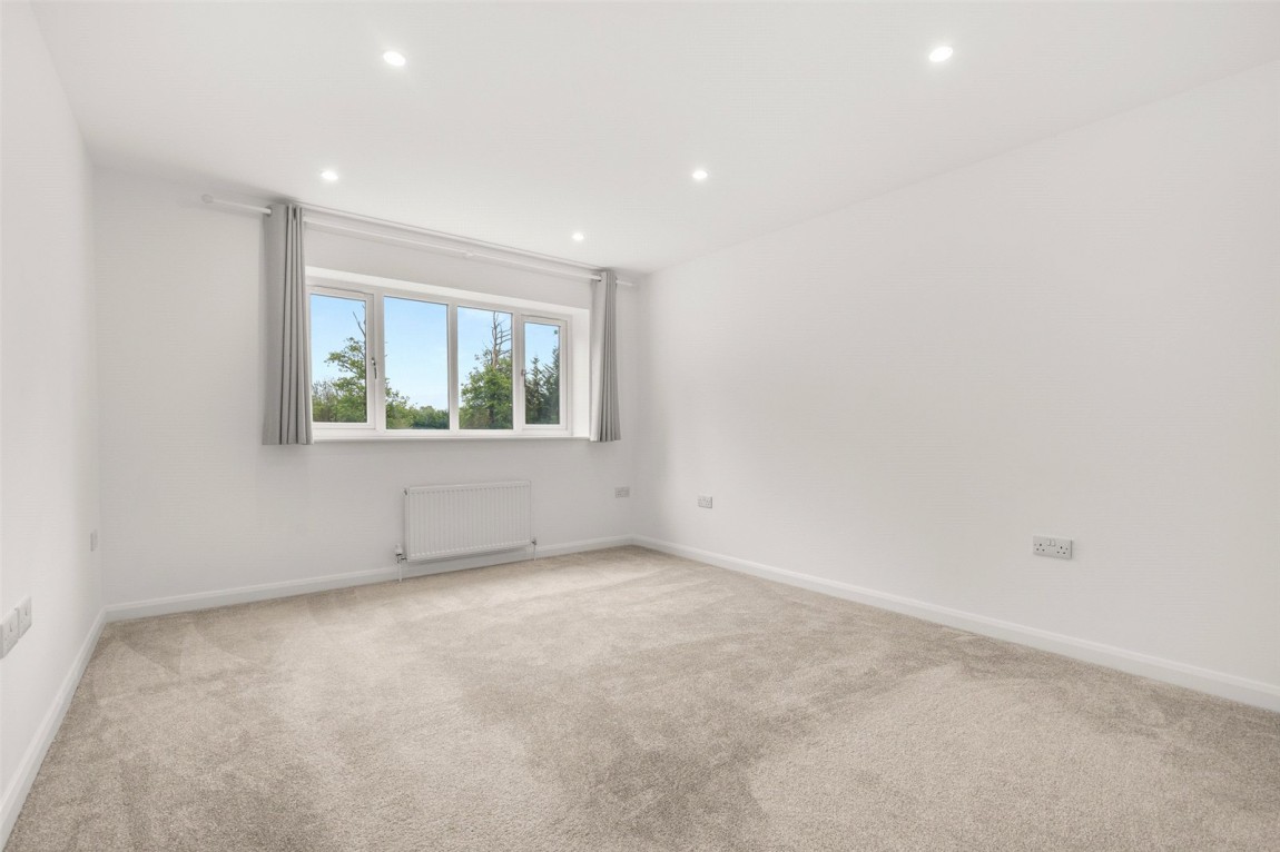 Images for Finchampstead, Wokingham, Berkshire