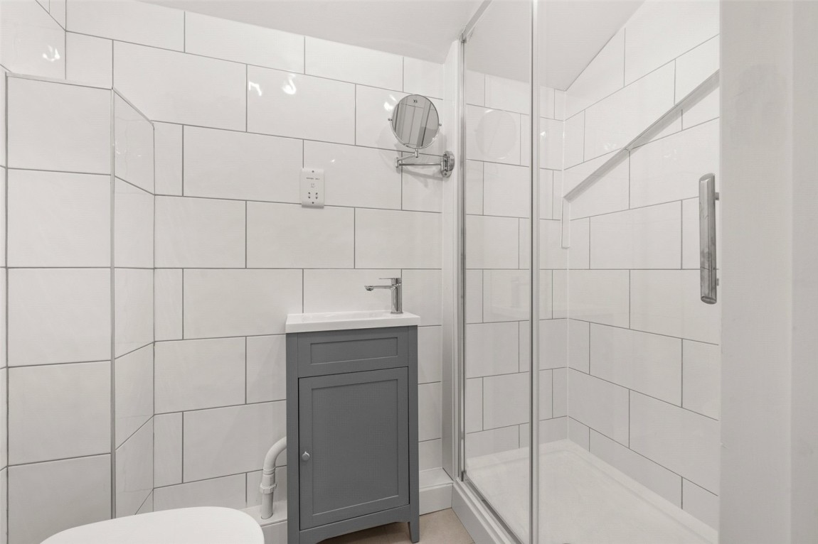 Images for Finchampstead, Wokingham, Berkshire