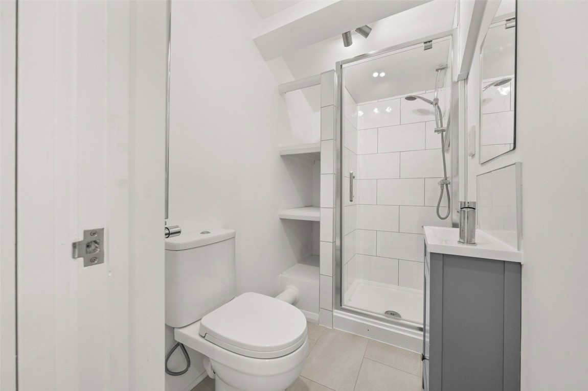 Images for Finchampstead, Wokingham, Berkshire