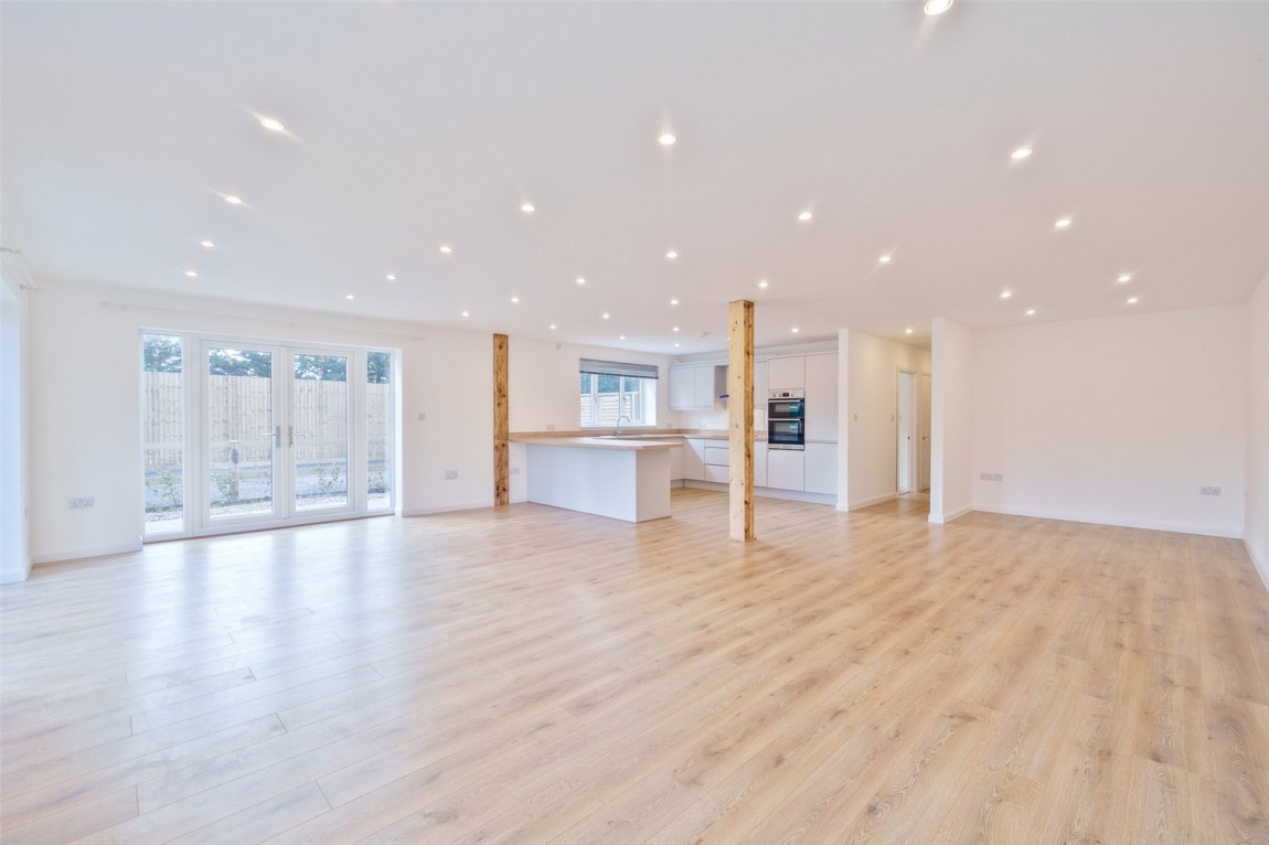 Images for Finchampstead, Wokingham, Berkshire