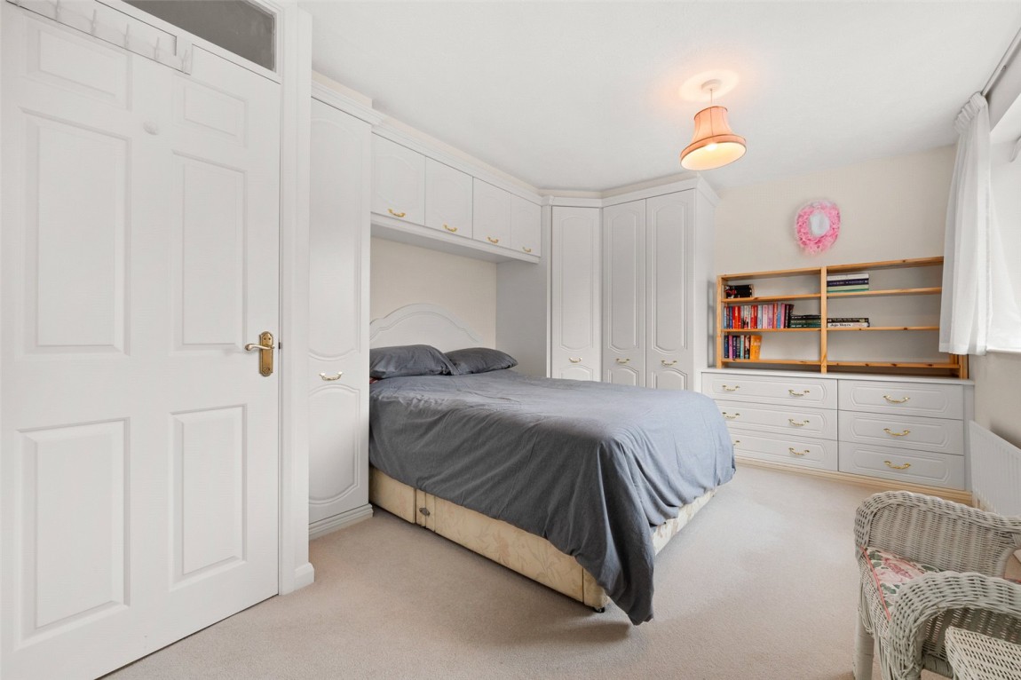Images for Finchampstead, Wokingham, Berkshire