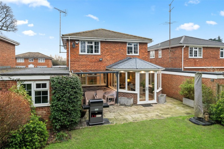 View Full Details for Winnersh, Wokingham, Berkshire