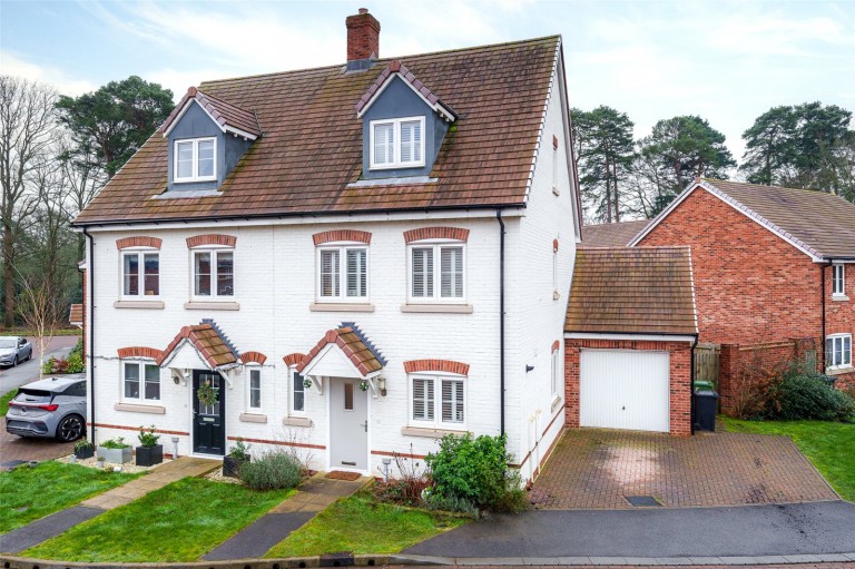 View Full Details for Burghfield Common, Reading, Berkshire