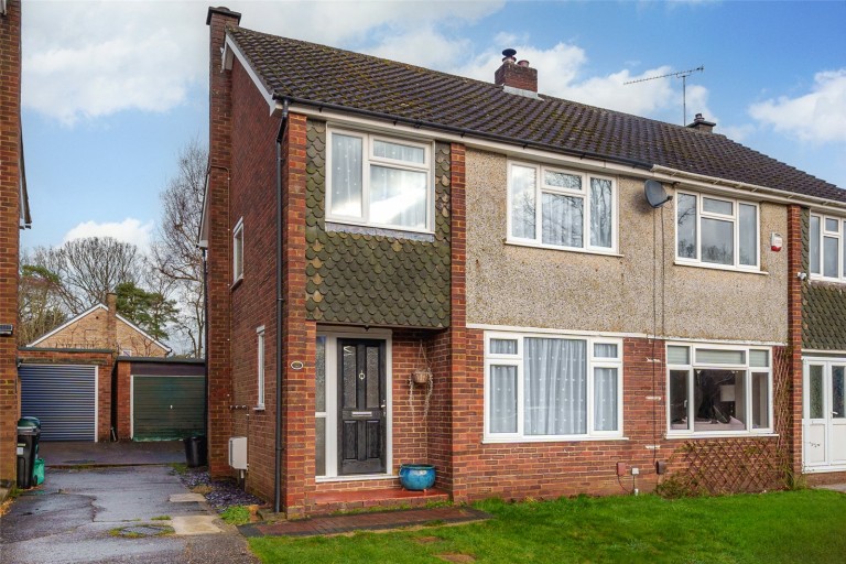 View Full Details for Crowthorne, Berkshire