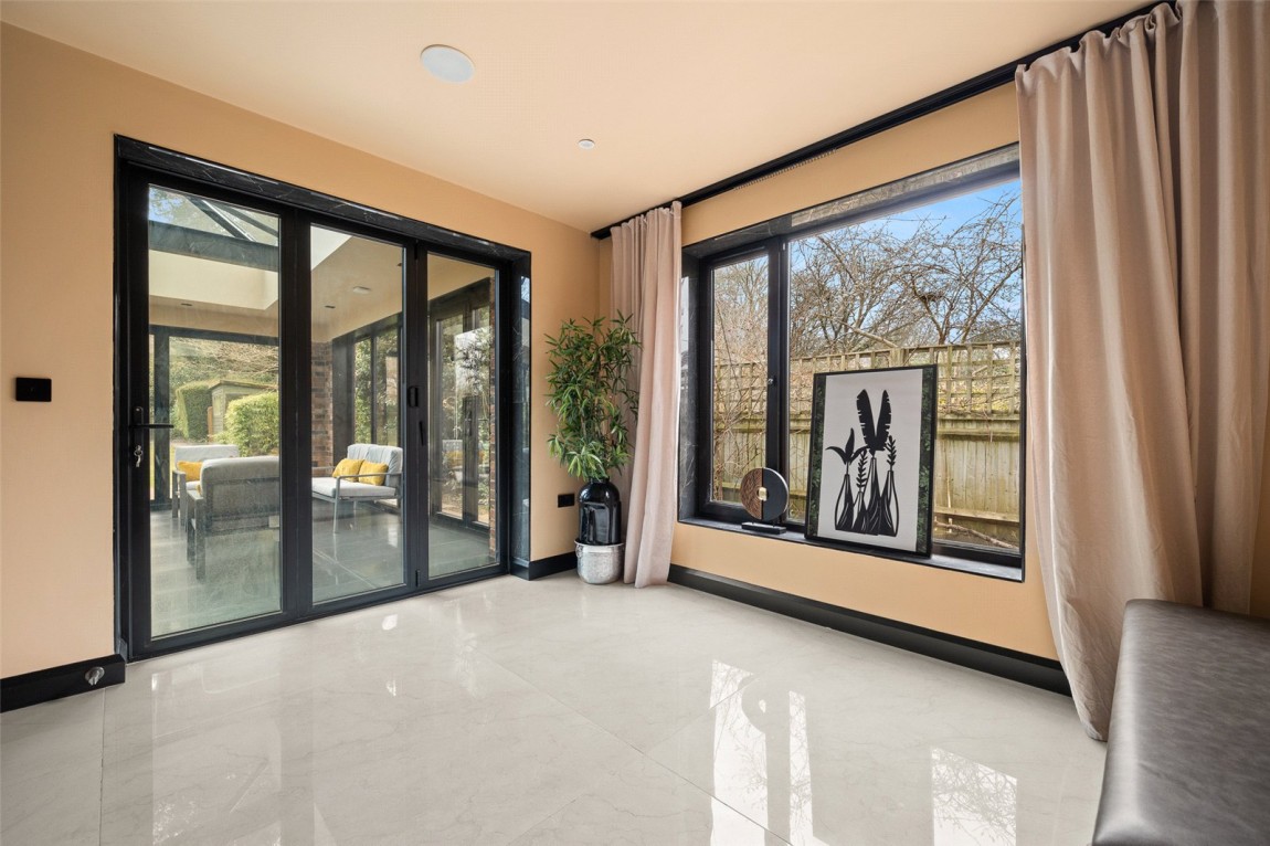 Images for Finchampstead, Wokingham, Berkshire