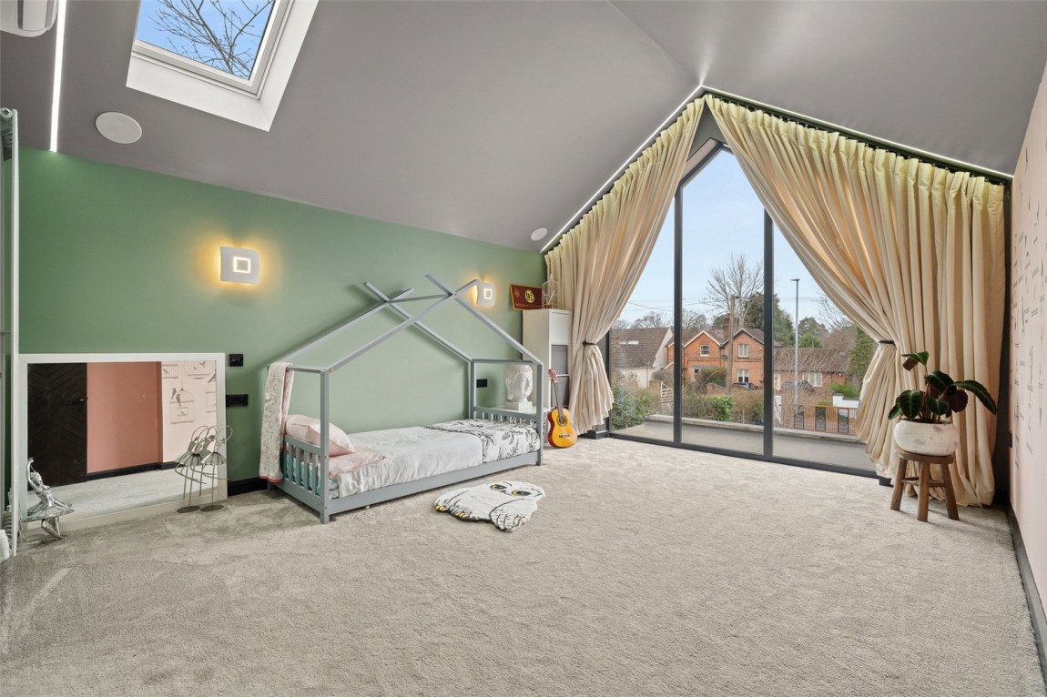 Images for Finchampstead, Wokingham, Berkshire