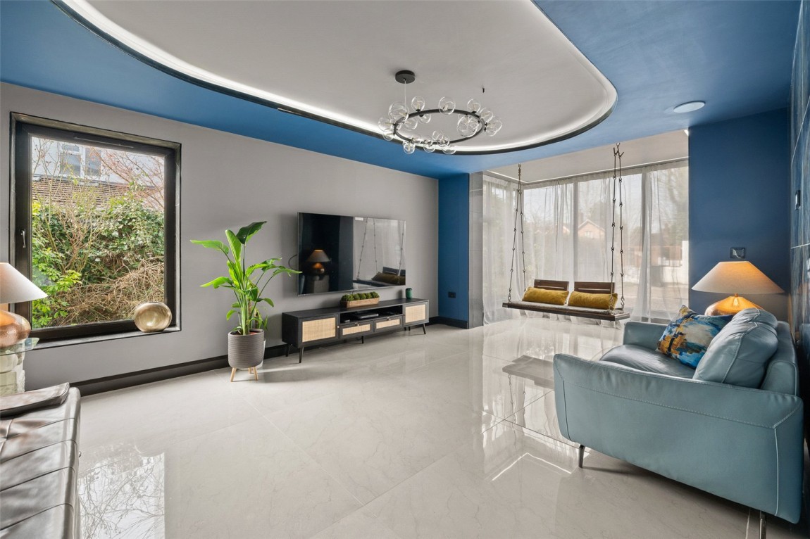 Images for Finchampstead, Wokingham, Berkshire