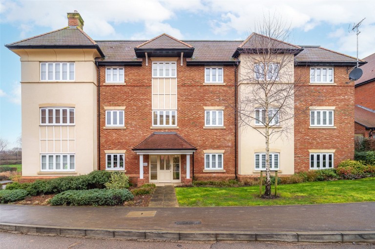 View Full Details for Warfield, Bracknell, Berkshire