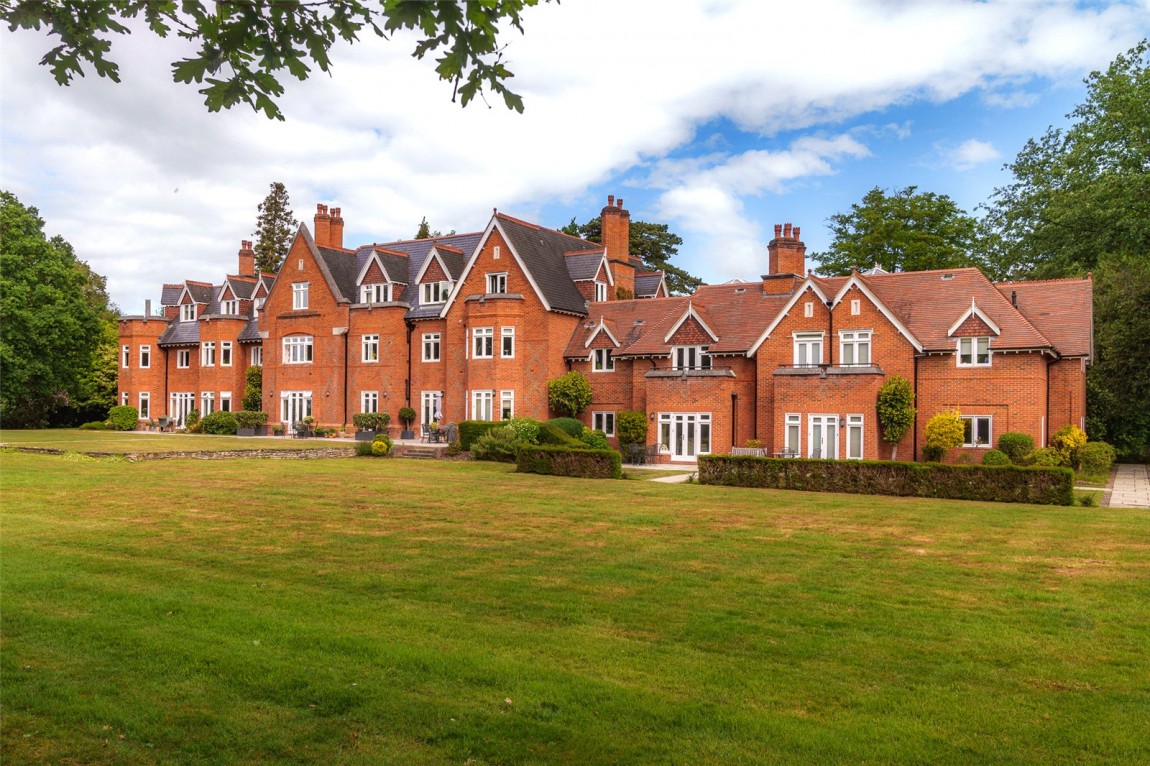 Images for Finchampstead, Wokingham, Berkshire