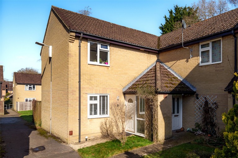 View Full Details for Finchampstead, Wokingham, Berkshire