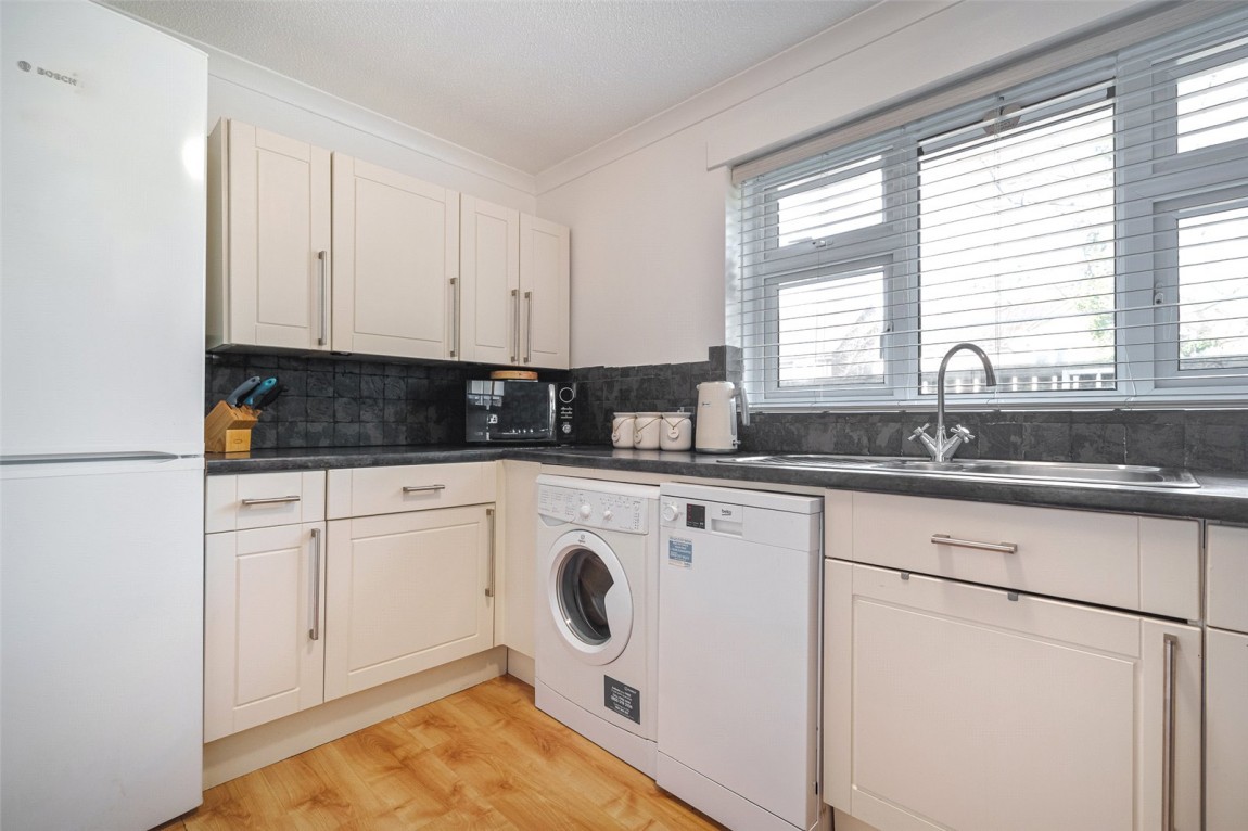 Images for Finchampstead, Wokingham, Berkshire
