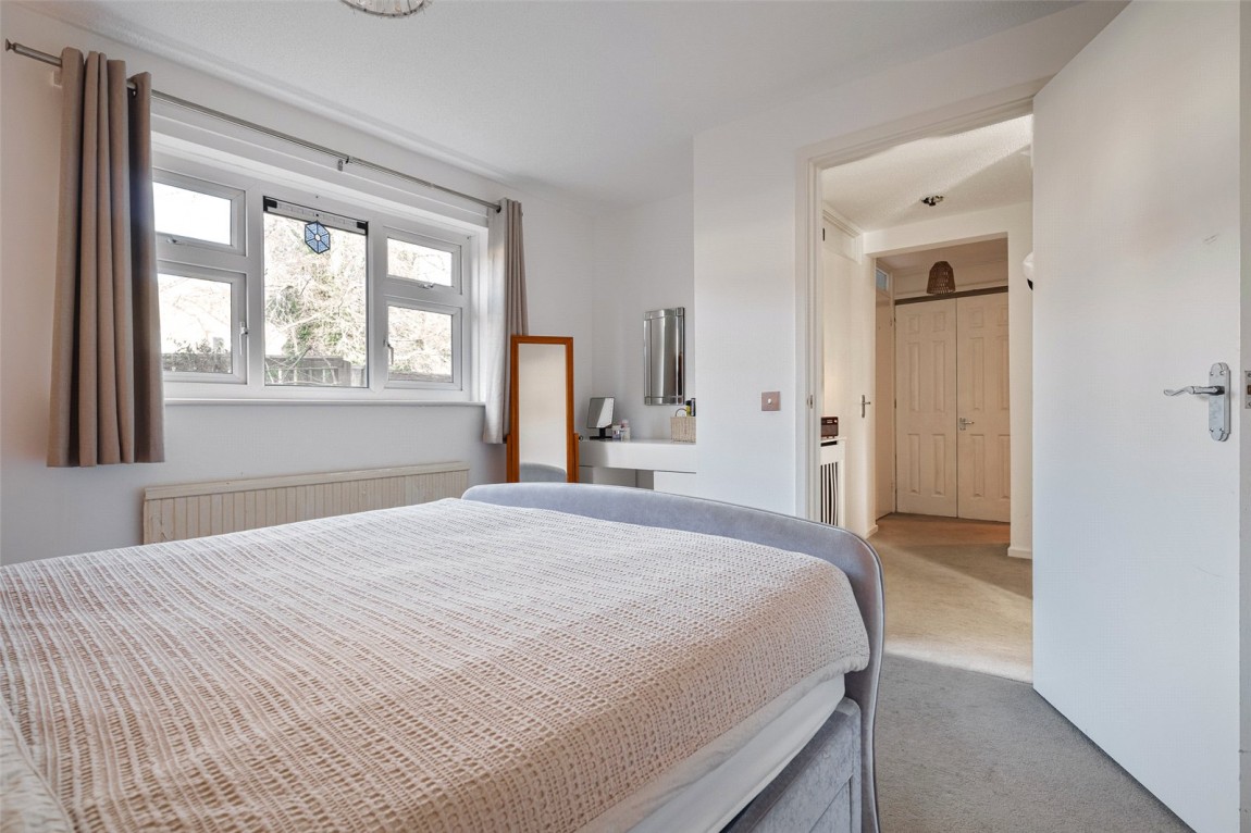 Images for Finchampstead, Wokingham, Berkshire