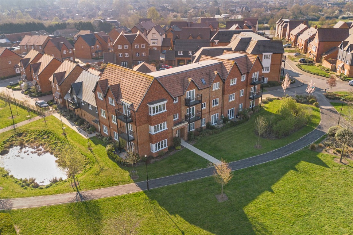Images for Warfield, Bracknell, Berkshire