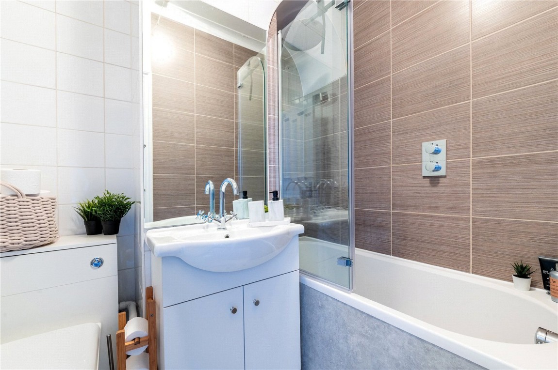 Images for Reading, Berkshire