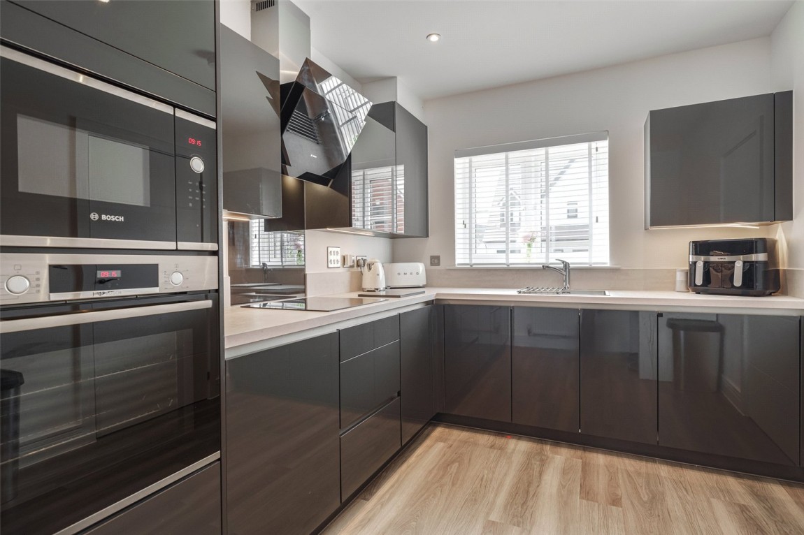 Images for Finchwood Park, Wokingham, Berkshire