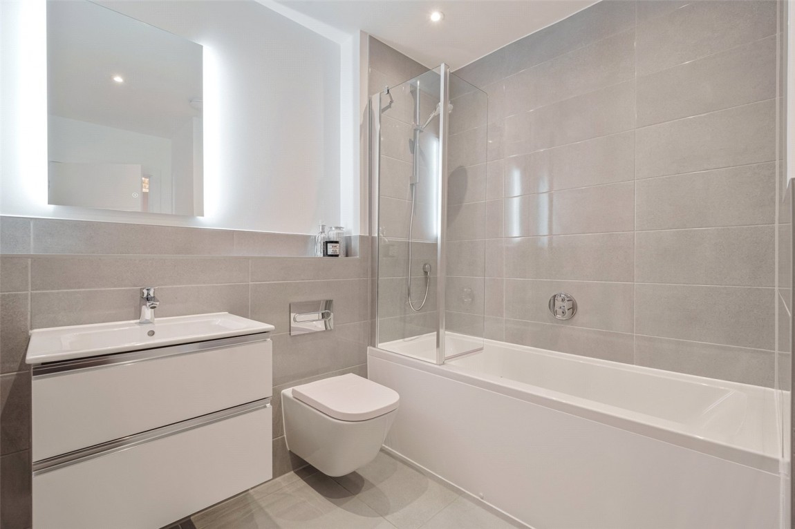 Images for Finchwood Park, Wokingham, Berkshire