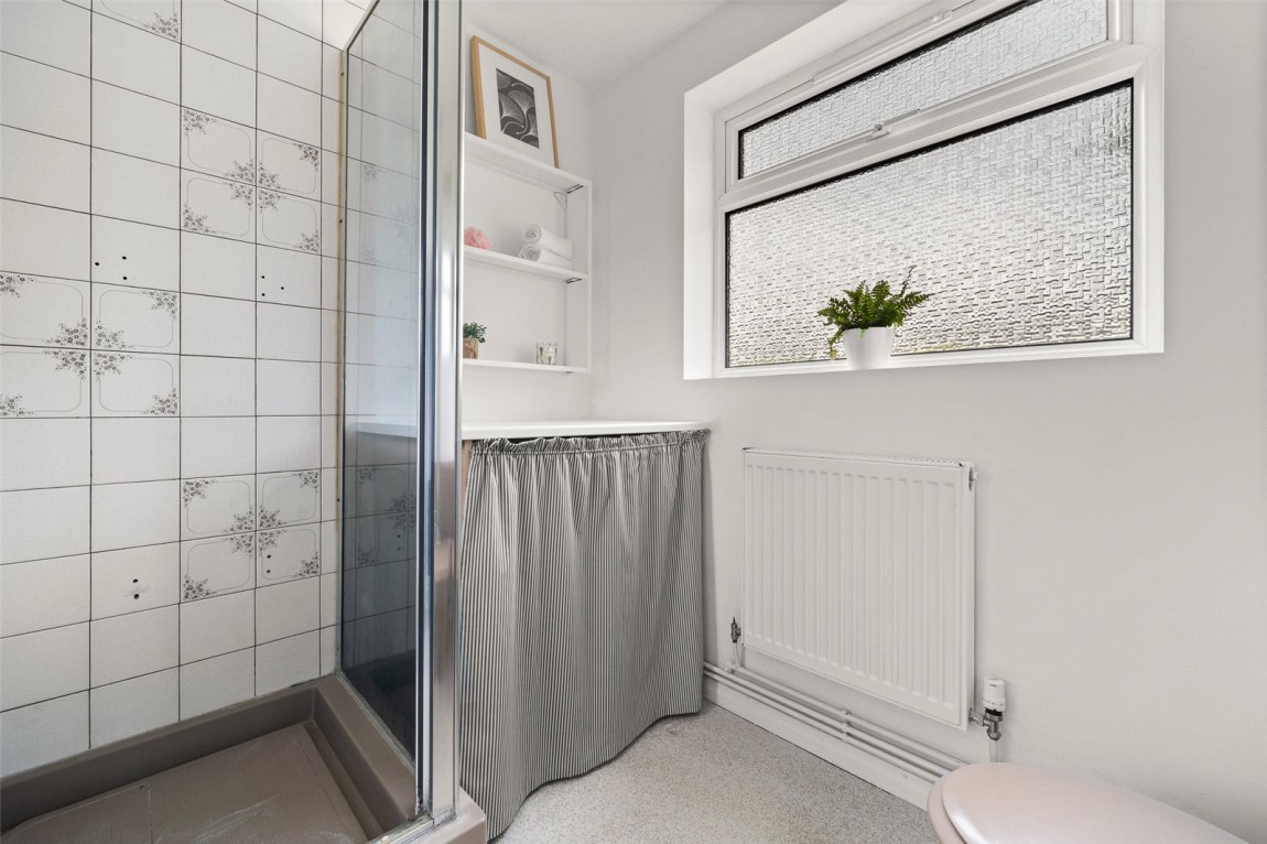Images for Finchampstead, Wokingham, Berkshire