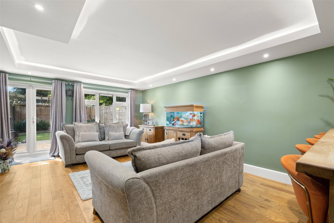 Images for Finchampstead, Wokingham, Berkshire