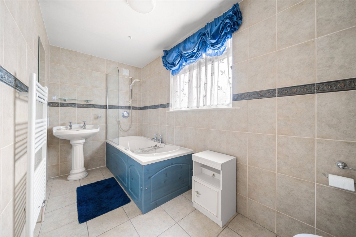 Images for Finchampstead