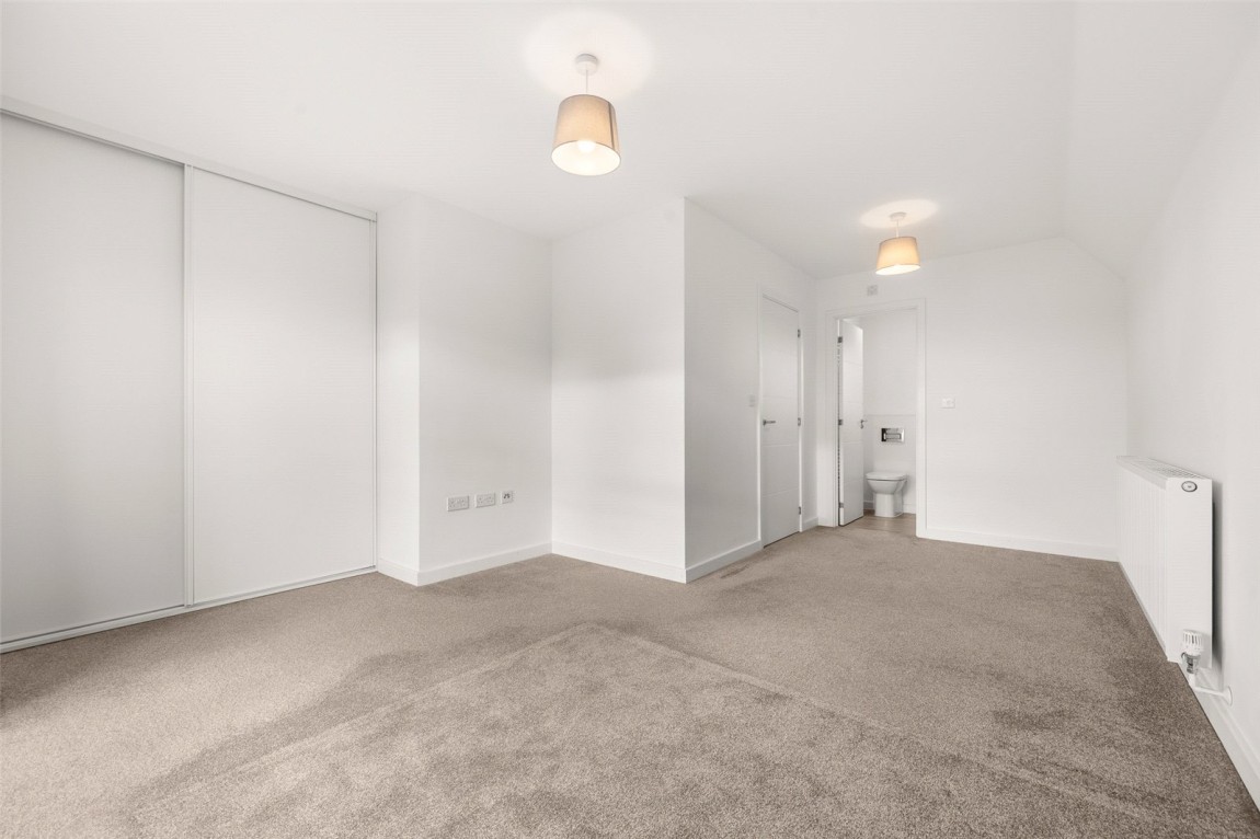 Images for Bucklers Park, Crowthorne