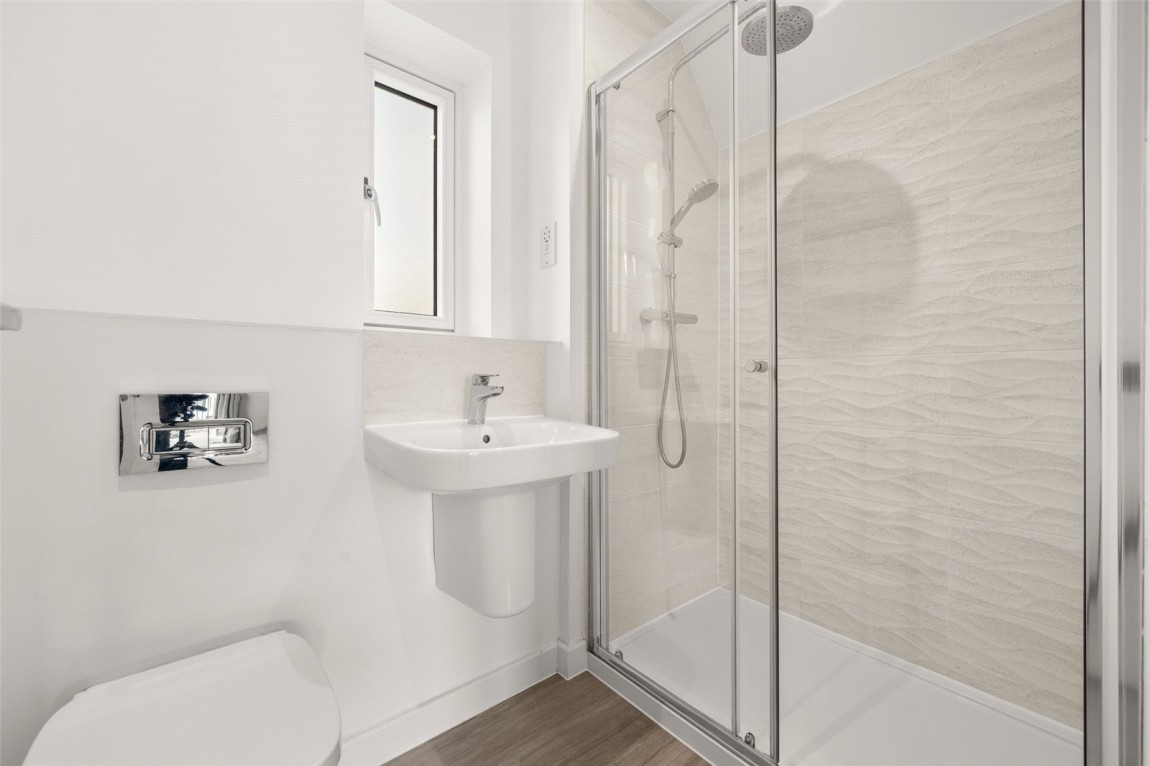 Images for Bucklers Park, Crowthorne